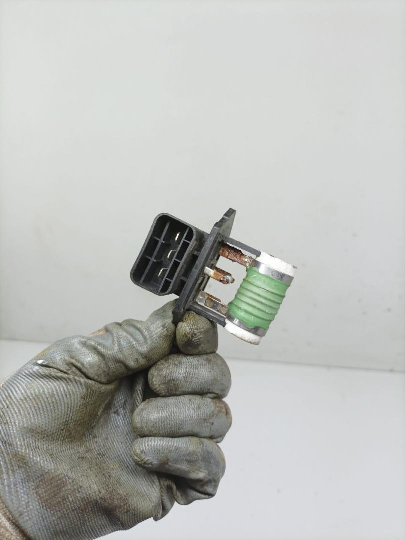 блок управления вентилятором (реле) Kia Rio 3 поколение 2014, 1.6 л., G4FC, бензин, АКПП, седан - фото №1