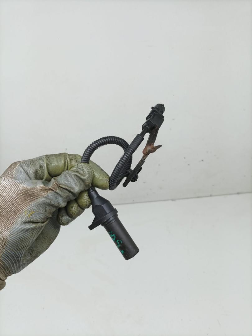 датчик коленвала Kia Rio 3 поколение 2014, 1.6 л., G4FC, бензин, АКПП, седан - фото №1