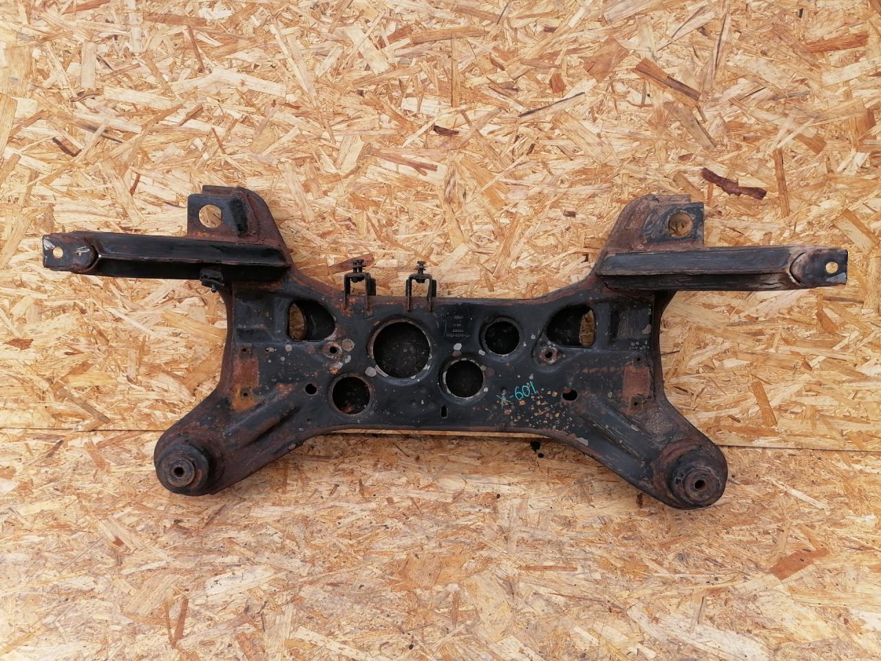 балка подвески передняя (подрамник) Ford Transit 6 поколение 2003, 2.0 л., дизель, МКПП, C9S5A, 2C115019AA - фото №1