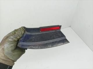 ус под фонарь левый Volkswagen Passat B6 2007, 1.9 л., BLS, дизель, МКПП, универсал, 3C9945311A