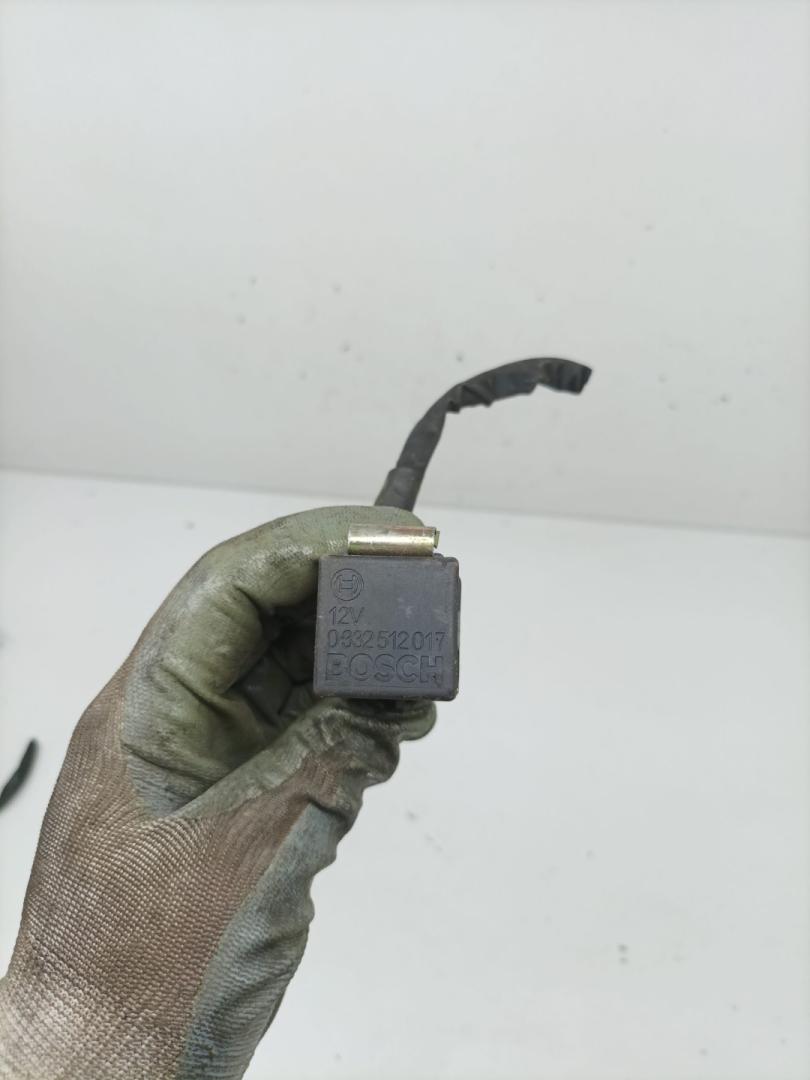 реле (прочие) SsangYong Musso 1 поколение 1998, 2.9 л., MB-OM 662, дизель, МКПП, внедорожник 5 дв., 0332512017 - фото №1