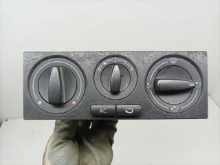 блок управления печки / климат-контроля Volkswagen Bora 1 поколение 1998, 1.9 л., TDi, ALH, дизель, МКПП, седан, 1J0820045F