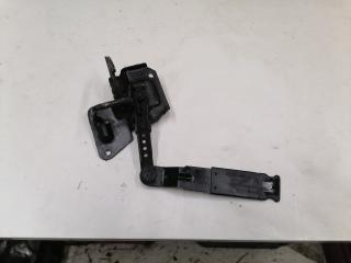 замок капота Audi A6 4B/C5 [рестайлинг] 2004, 2.5 л., BDG, дизель, МКПП, универсал, 4B0823480F