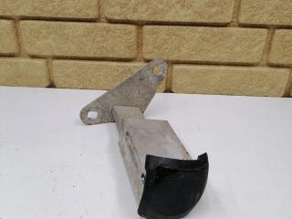 Крепление бампера заднего Audi A4 B5 1997, 1.9 л., AFN, дизель, АКПП, универсал, 8D0807331C