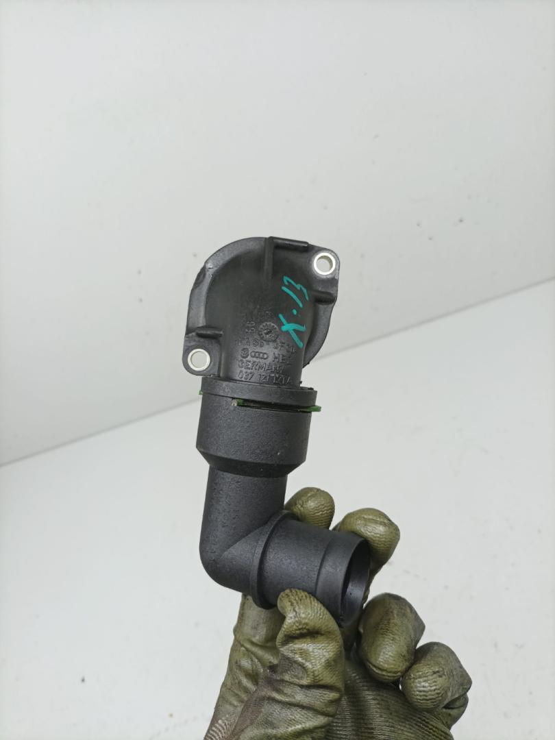 корпус термостата SEAT Alhambra 1 поколение 1999, 1.9 л., TDi, AVG, дизель, АКПП, минивэн, 037121121A - фото №1