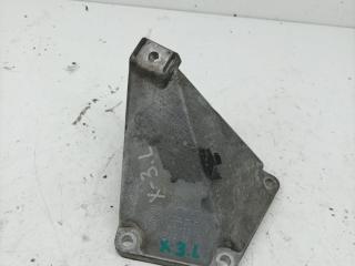 кронштейн двигателя Audi A6 4B/C5 [рестайлинг] 2004, 2.5 л., BDG, дизель, МКПП, универсал, 4B0199307F