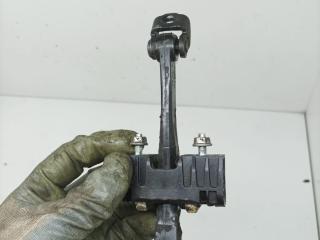 ограничитель открывания двери Opel Astra H 2005, 1.8 л., Z 18 XE, бензин, МКПП, универсал, 13107851