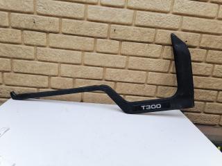 молдинг двери передней правой Ford Transit 6 поколение 2003, 2.0 л., дизель, МКПП