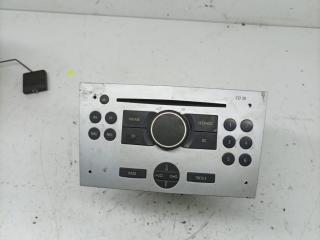 магнитола Opel Astra H 2005, 1.8 л., Z 18 XE, бензин, МКПП, универсал, 13190857, CD30