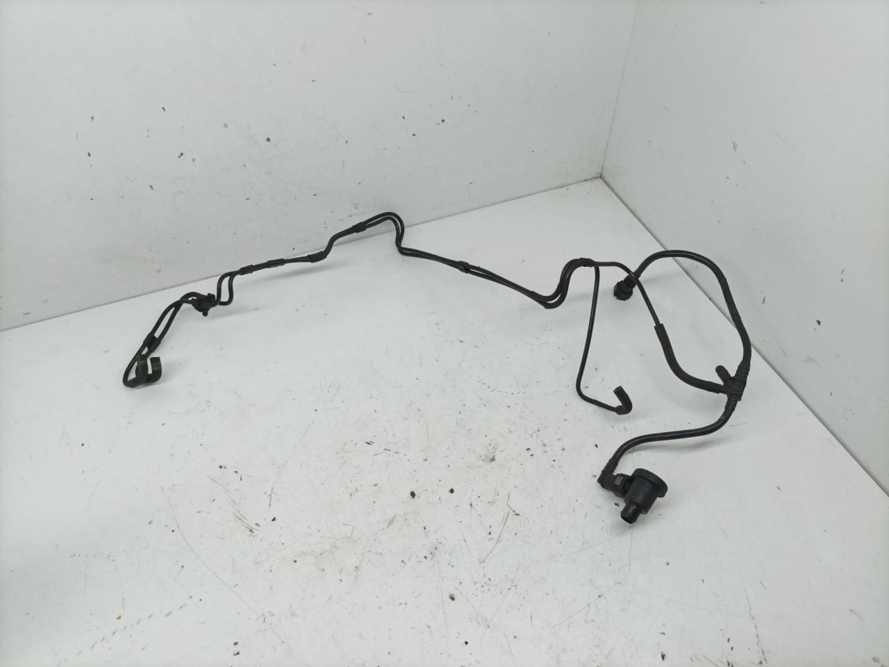 трубка вакуумная усилителя тормозов Peugeot 307 1 поколение 2003, 1.4 л., 8HZ (DV4TD), дизель, МКПП, хетчбэк 5 дв., 0204221955 - фото №1