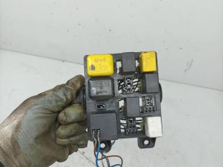 блок предохранителей Hyundai H-1 Starex 1997, 2.5 л., D4BF, дизель, МКПП, микроавтобус