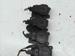 моторчик заслонки печки Ford Focus 2 поколение 2006, 1.6 л., G8DB, дизель, МКПП, универсал, EAD251, 3M5H-19E616-AB