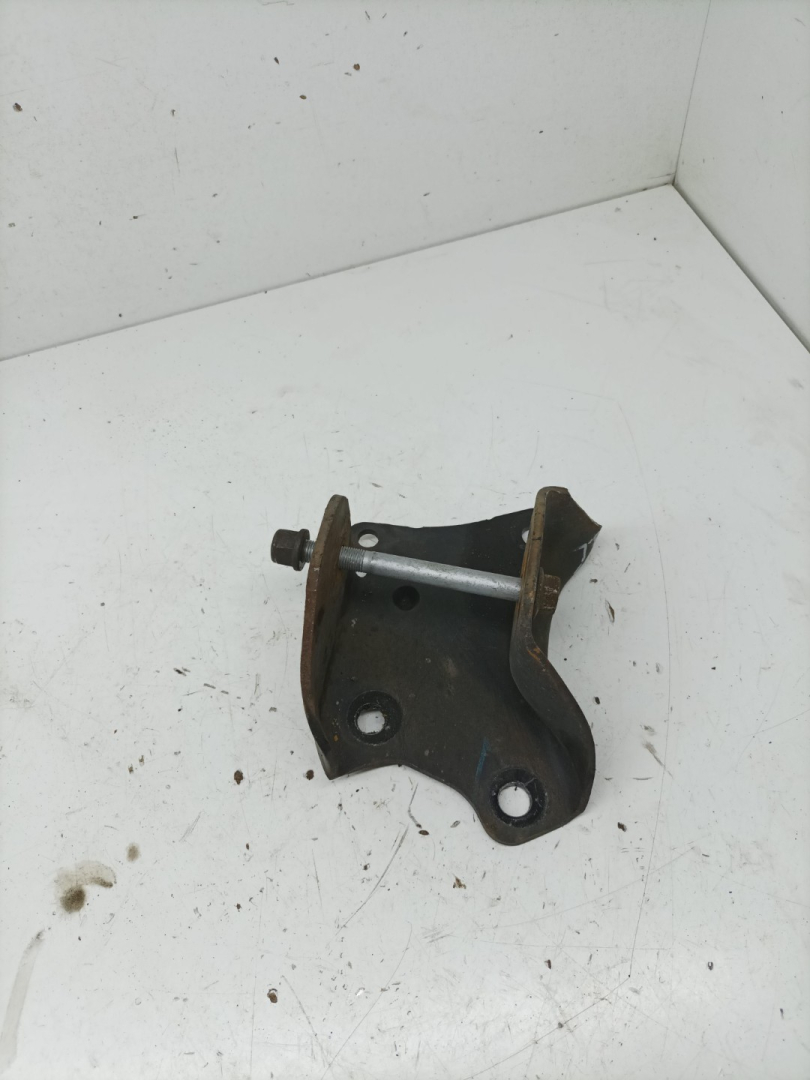 Кронштейн крепления балки подвески Lada XRAY 1 поколение 2020, 1.8 л., бензин, МКПП, хетчбэк 5 дв. - фото №1