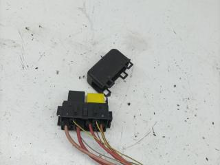 блок управления вентилятором (реле) Renault Megane 2 поколение 2004, 1.9 л., дизель, МКПП, хетчбэк 5 дв., 7700821864