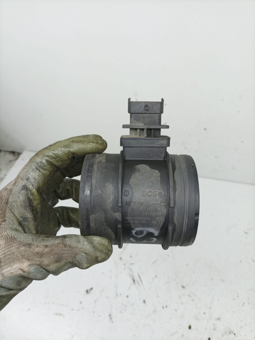 расходомер воздуха Fiat Ducato 3 поколение 2007, 2.3 л., дизель, МКПП, микроавтобус, 0281002764, 55190587 - фото №1