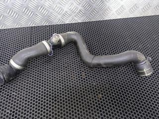 патрубок радиатора Volkswagen Touareg 2 поколение 2014, 7P6122051G