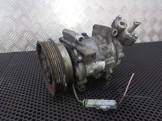 компрессор кондиционера Renault Clio 3 поколение 2007, 8200953359
