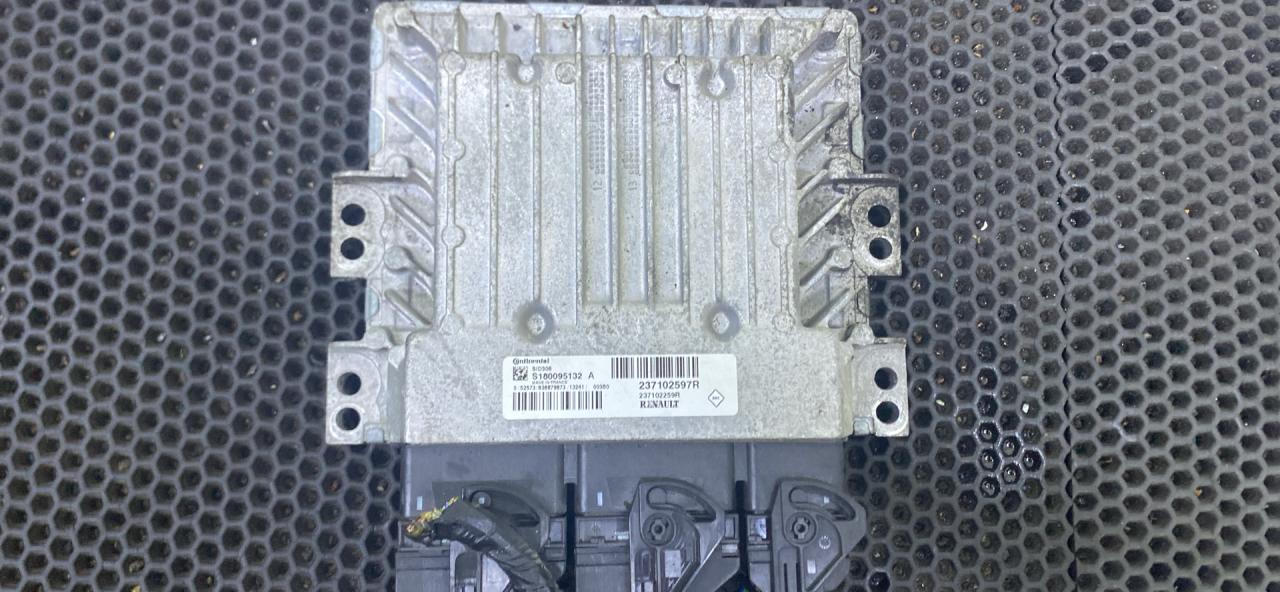 блок управления двигателем Renault Dokker 1 поколение (2012 - 2020), S180095132 - фото №1