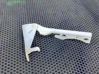 петля капота правая Hyundai H-1 Starex 2004, 791204H000