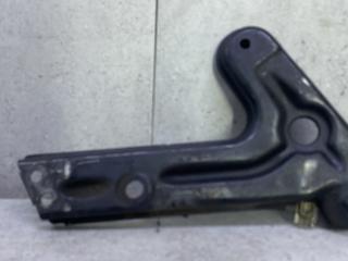 кронштейн (крепление) Mercedes-Benz M-Класс W164 (2005 - 2008), A1643311040