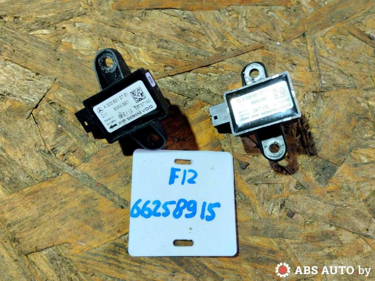 датчик удара Mercedes-Benz M-Класс W164 2008, 3.0 л., OM642 DE30LA, дизель, АКПП, хетчбэк 5 дв., A0038212751, 5WK43901 - фото №1