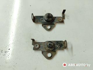 крепление интеркулера Toyota RAV4 3 поколение (XA30) [рестайлинг] 2010, 2.2 л., 2AD-FTV, дизель, МКПП, внедорожник 5 дв.