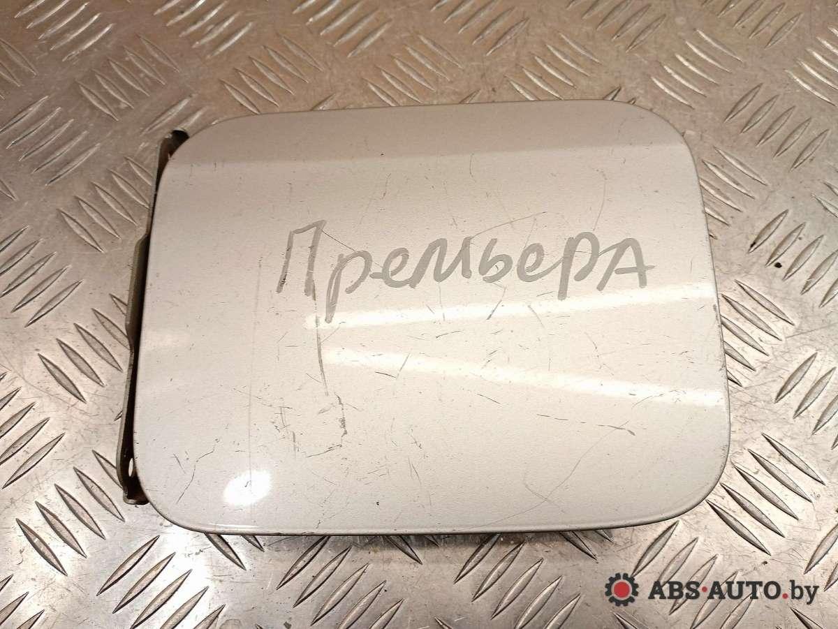 лючок топливного бака Nissan Primera P11 2000 - фото №1