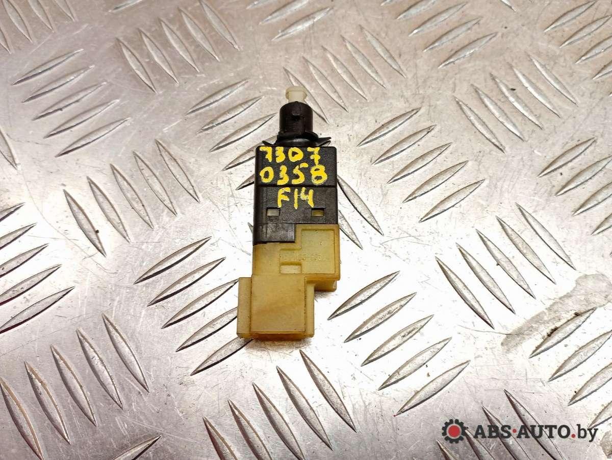 Датчик педали тормоза (лягушка) Mercedes-Benz Vito W639 2005, 2.2 л., OM 646.982, дизель, МКПП, микроавтобус, A0015454409 - фото №1