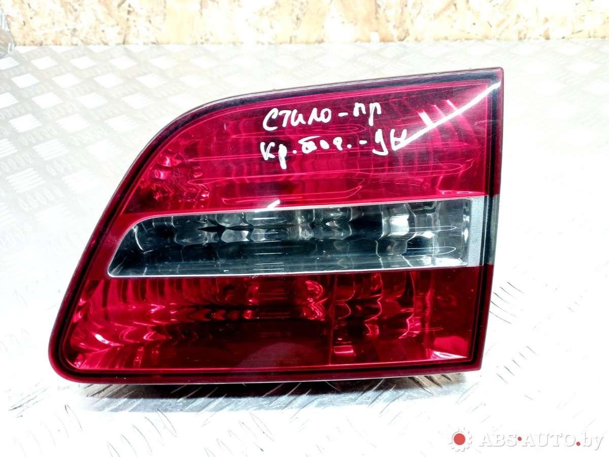 фонарь крышки багажника правый Fiat Stilo 1 поколение 2004, универсал, 28180202, 51717942, 28182002 - фото №1