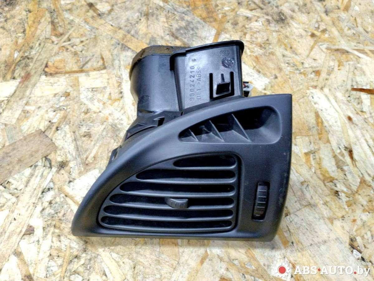 дефлектор обдува салона Citroen C5 1 поколение 2004, 1.6 л., дизель, МКПП, хетчбэк 5 дв., 9634422577, 963261667A - фото №1