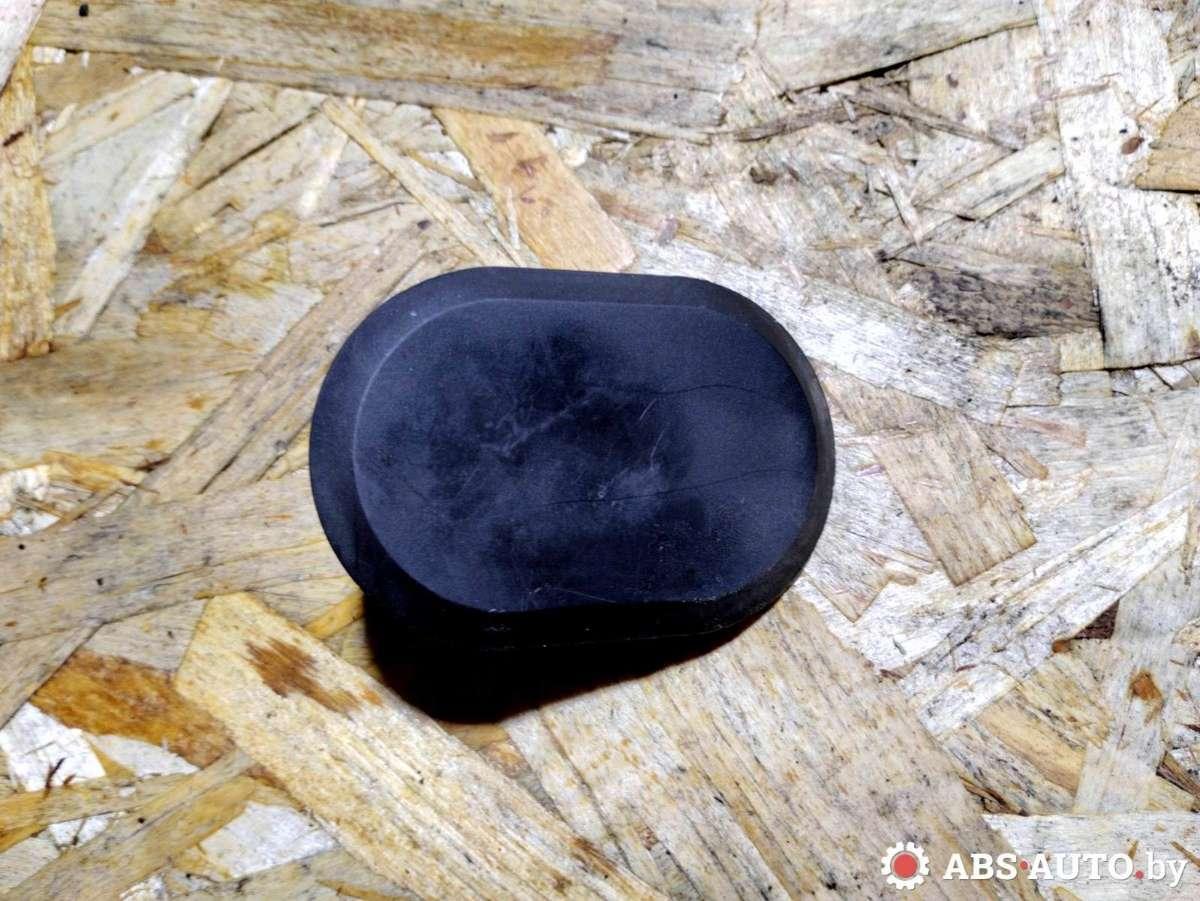 заглушка заднего бампера под крюк Peugeot 307 1 поколение 2004, 2.0 л., МКПП, хетчбэк 5 дв., 9647302580 - фото №1