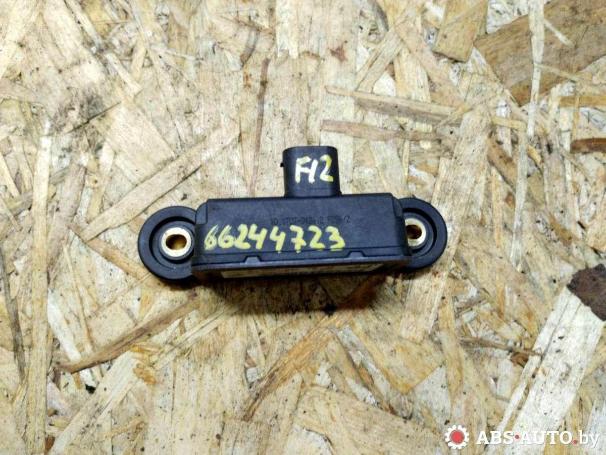 датчик ускорения Mercedes-Benz M-Класс W164 2008, 3.0 л., OM642 DE30LA, дизель, АКПП, хетчбэк 5 дв., A0055422018, 0055422018, 10170106343 - фото №1