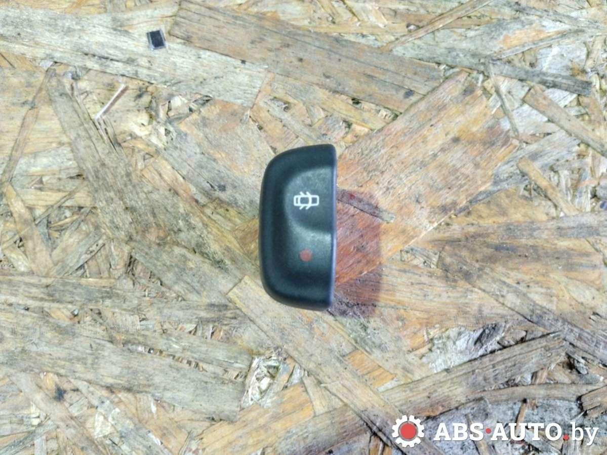 кнопка центрального замка Renault Scenic 1 поколение 1998, 2.0 л., бензин, МКПП, минивэн, 841242B - фото №1
