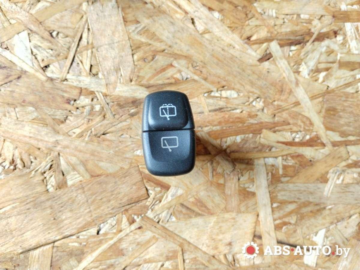 кнопка (выключатель) Kia Shuma 1 поколение 2000 - фото №1