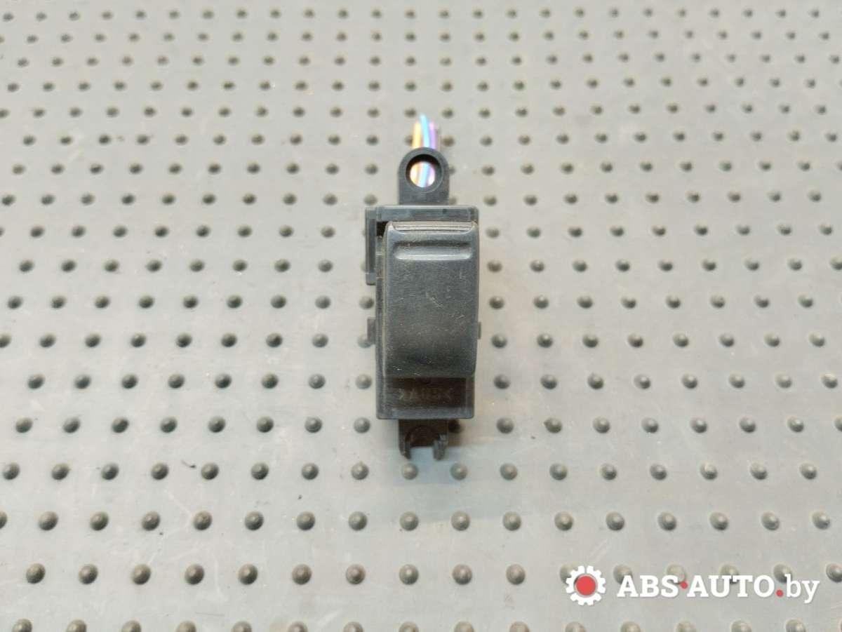 кнопка стеклоподъемника двери Nissan Primera P12 2004, 2.2 л., дизель, МКПП, универсал, C8DD705N, 2152N1, 25411AV600 - фото №1