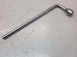 ключ колесный (балонный) Mercedes-Benz R-Класс W251 [рестайлинг] 2009, 3.0 л., OM 642.950, дизель, АКПП, минивэн, A2215810001, 2215810001