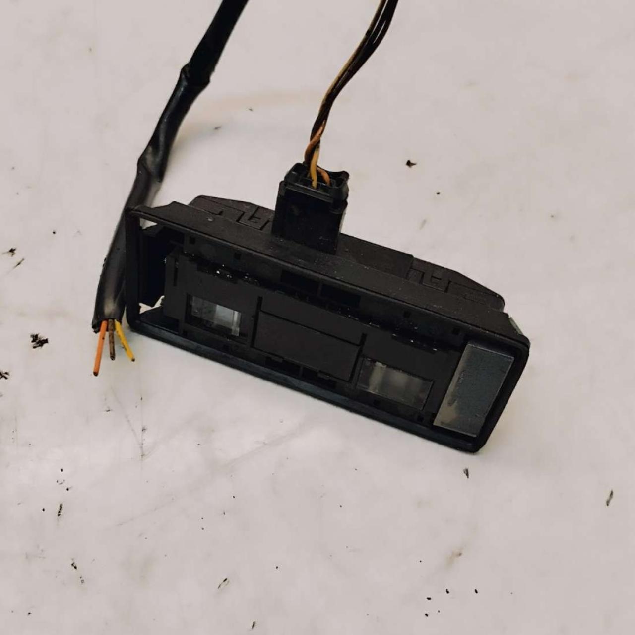 датчик дождя Peugeot 406 1 поколение 1998, 1.8 л., LFY, бензин, МКПП, седан, 1397212004, 96033713280 - фото №1