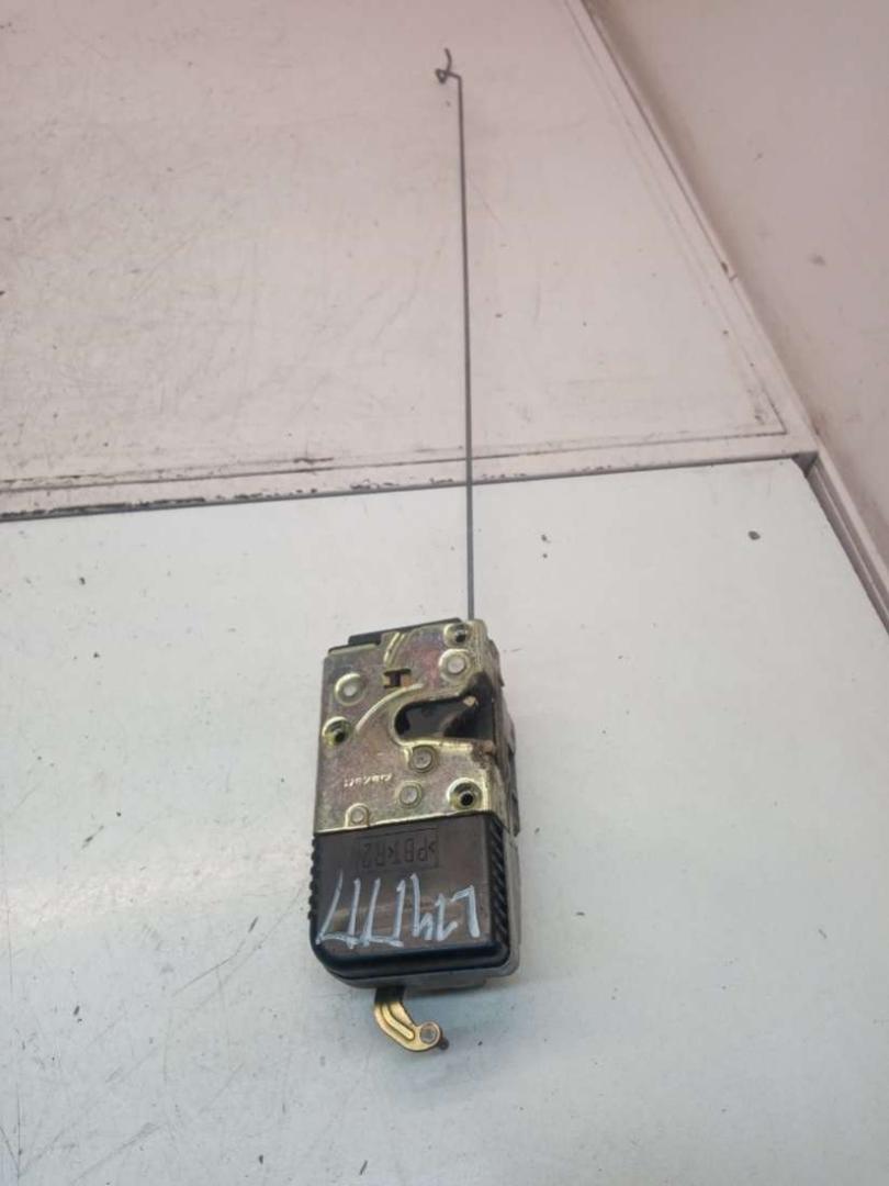 замок двери передней правой Peugeot 807 1 поколение 2006, 2.0 л., АКПП, минивэн - фото №1