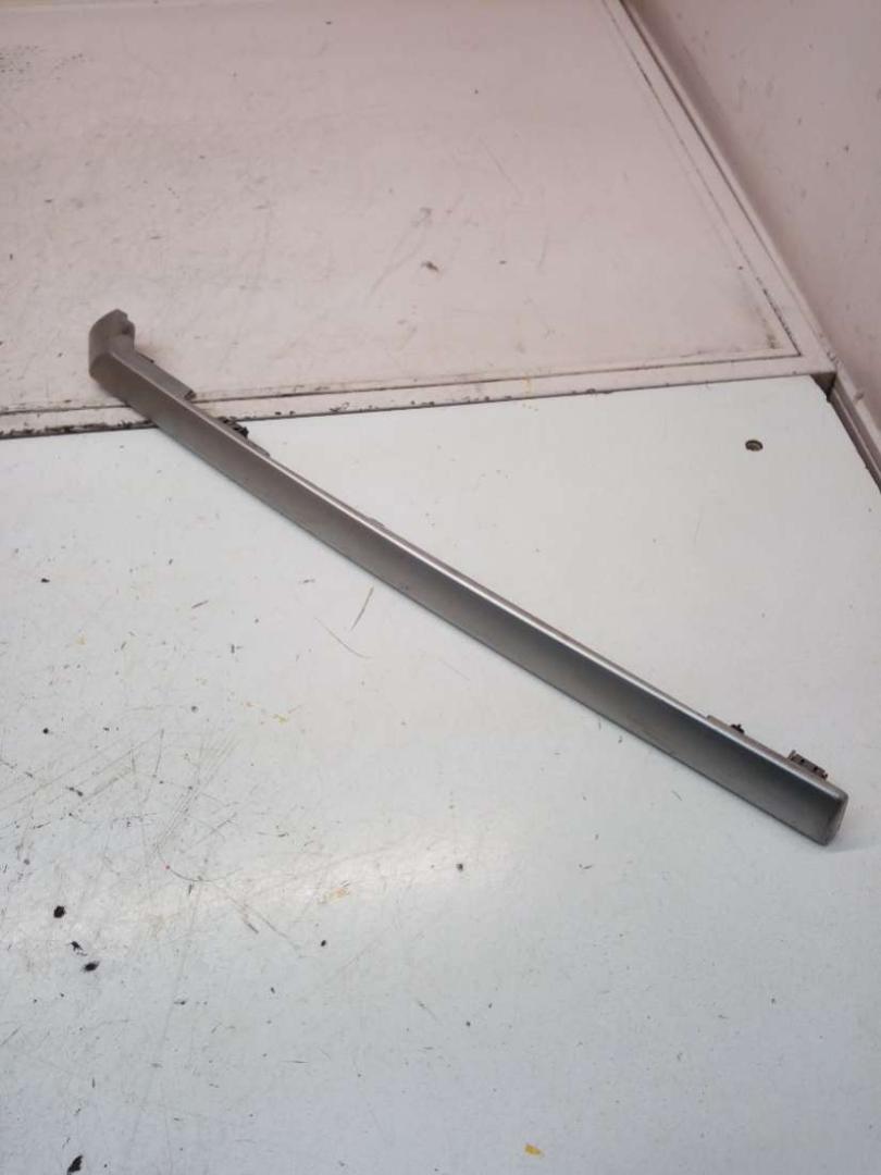 Накладка (ресничка) фары Peugeot 807 1 поколение 2006, 2.0 л., АКПП, минивэн, 1487816077 - фото №1