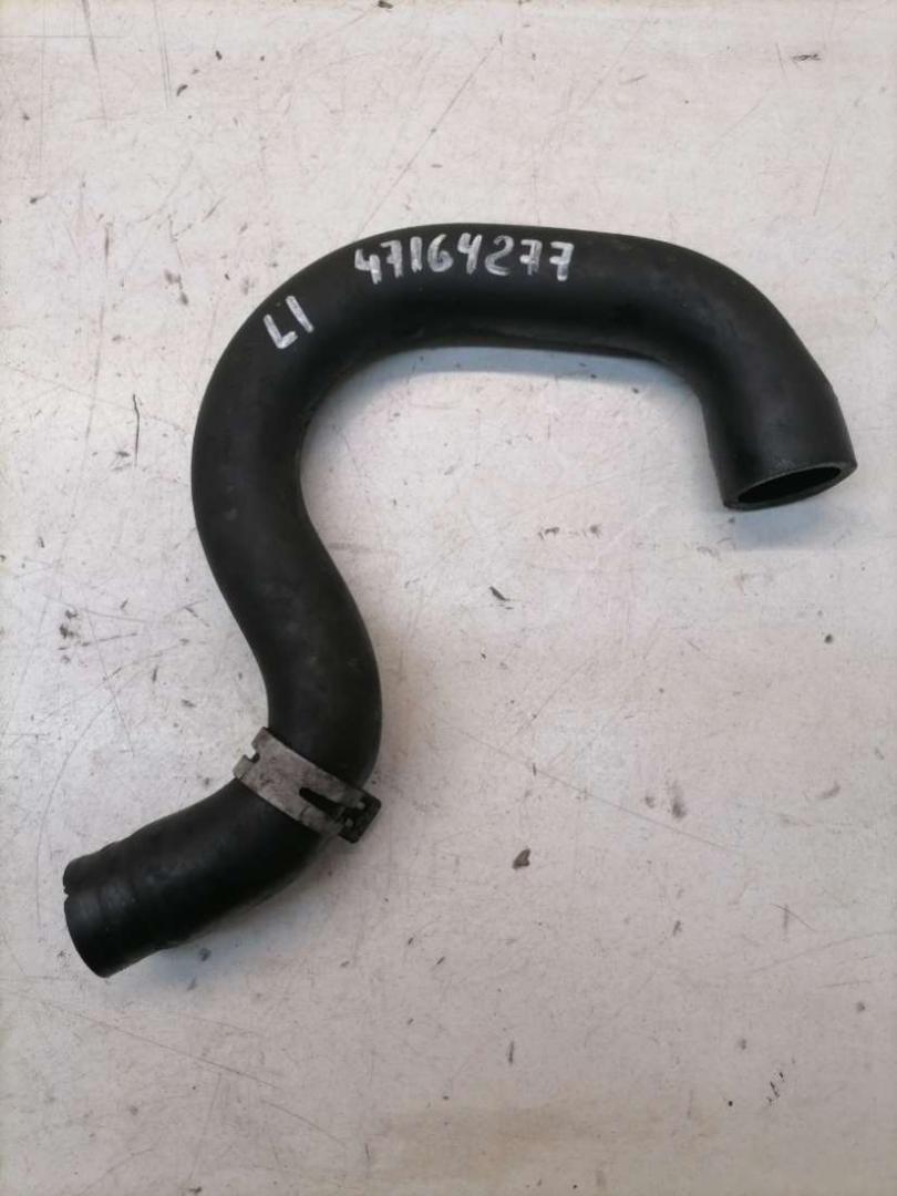 патрубок (трубопровод, шланг) Chrysler Grand Voyager 4 поколение 2004, 2.5 л., дизель, МКПП, минивэн - фото №1