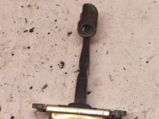 ограничитель открывания двери Peugeot 206 1 поколение 2003, 1.1 л., бензин, МКПП, купе