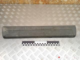 накладка на порог Mitsubishi Pajero 3 поколение [рестайлинг] 2004, 3.2 л., 4M41, дизель, АКПП, a69d, MR402149