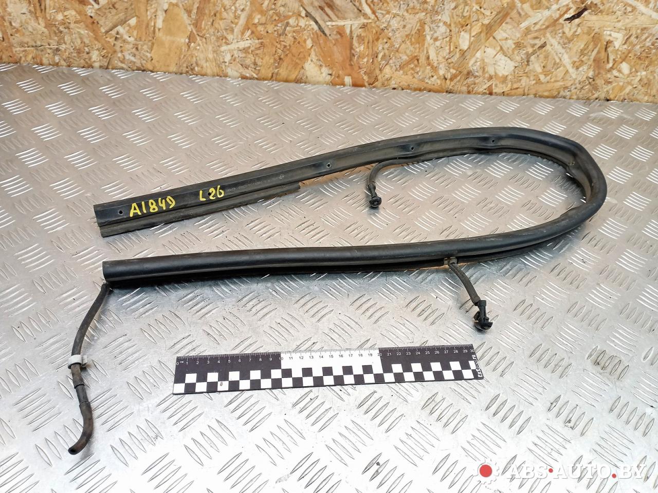 уплотнитель подкапотного пространства Citroen C5 1 поколение 2004, 2.2 л., дизель, МКПП - фото №1