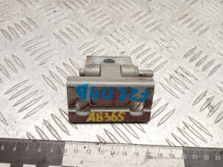 петля двери Volvo XC70 1 поколение 2004, 2.4 л., дизель, АКПП, универсал