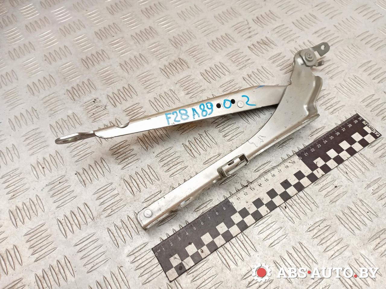 петля капота левая Volvo XC70 1 поколение 2004, 2.4 л., дизель, АКПП, универсал - фото №1