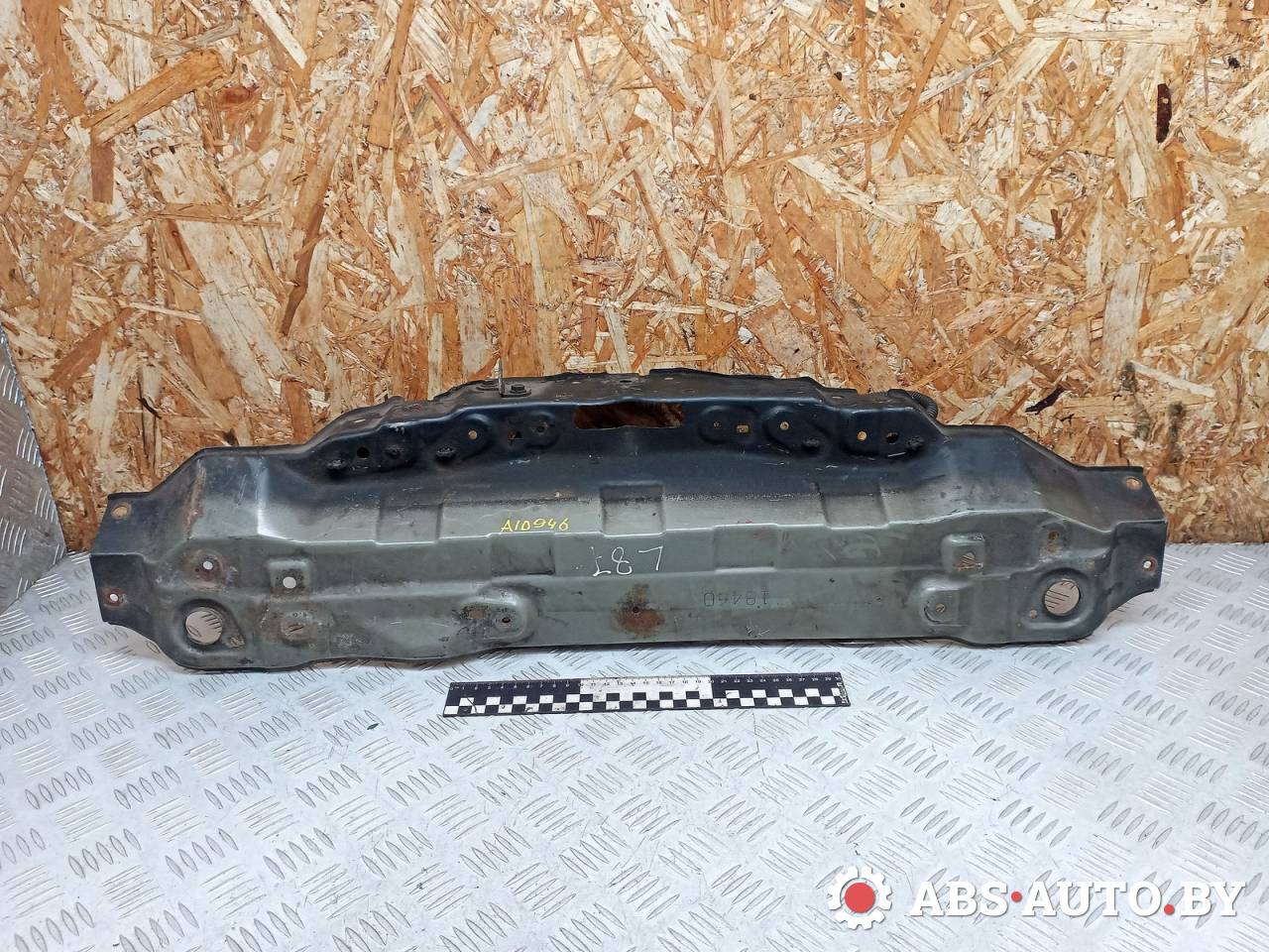 планка под капот Peugeot 407 1 поколение 2006, 2.0 л., дизель, МКПП, седан, 18460 - фото №1