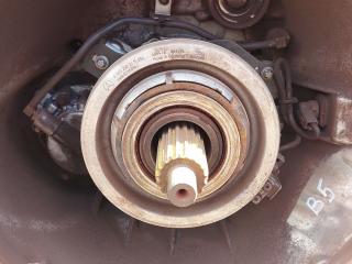 подшипник выжимной Mercedes-Benz Actros 4 поколение (MP4) 2014, зеленый, грузовик, A0032502115, 6482000218, 5100275100, 666482000142, 6482000142