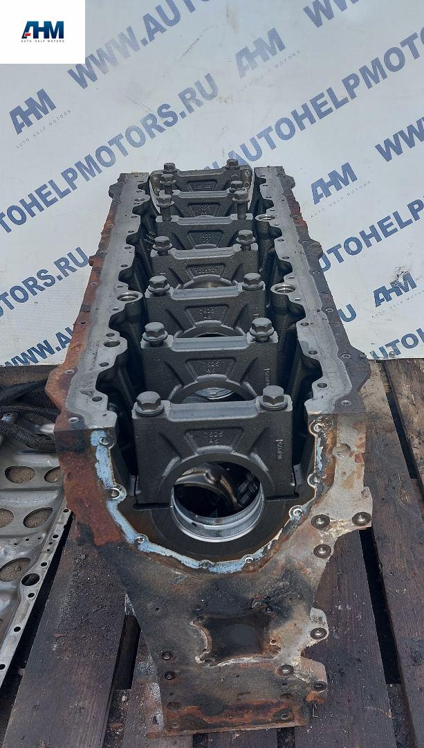 блок цилиндров Volvo FH 2 поколение 2008, 12.8 л., дизель, 1002080, D13A, 1028576 - фото №1