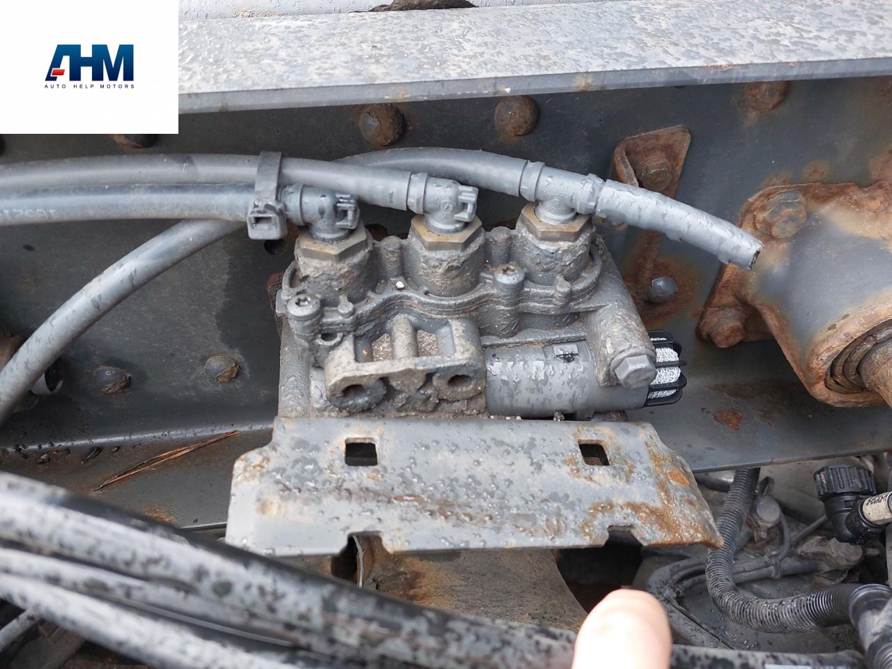 кран уровня подвески DAF XF 106 1 поколение 2014, MX-13, МКПП, белый, грузовик, 1888014 - фото №1