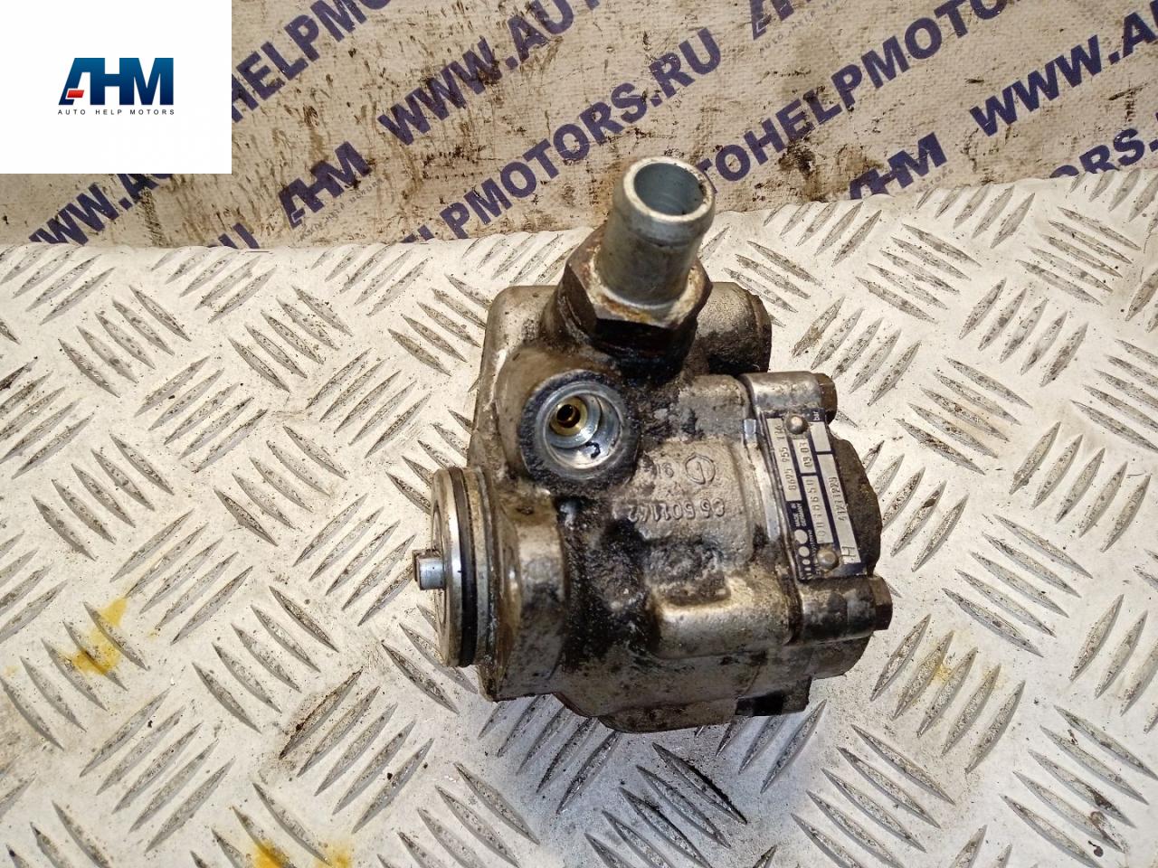 насос гидроусилителя руля IVECO Stralis 1 поколение 2005, 8695955116, 41211223 - фото №1